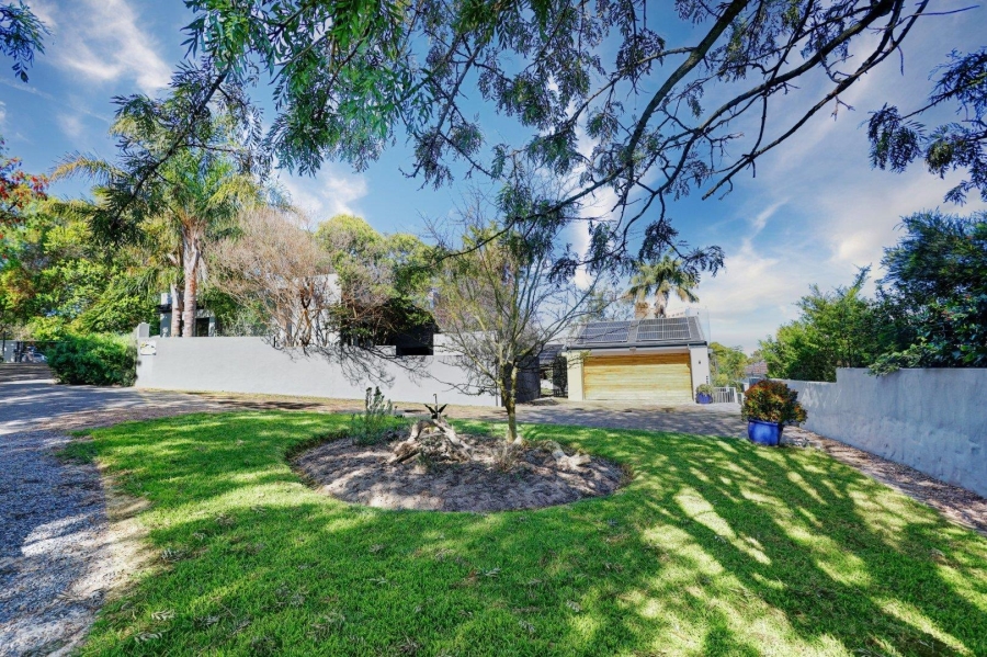 4 Bedroom Property for Sale in Loevenstein Western Cape